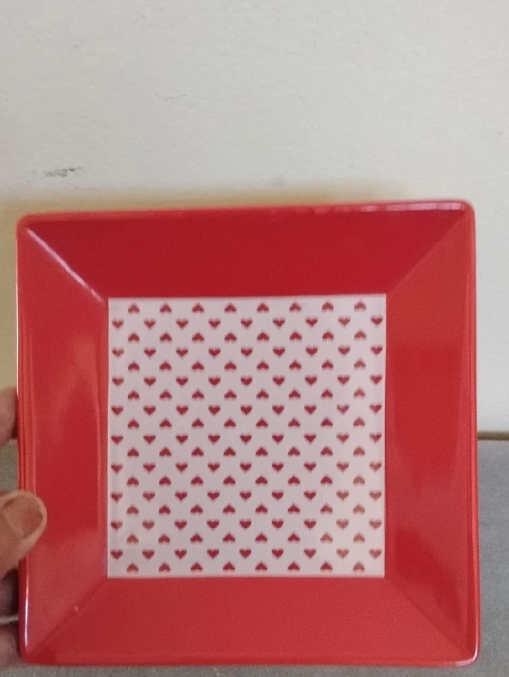 N/A bright red